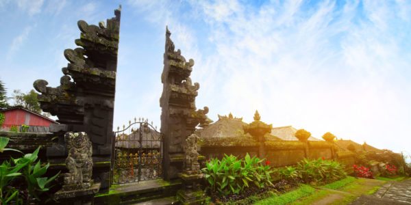 bali-temple-gates-indonesia