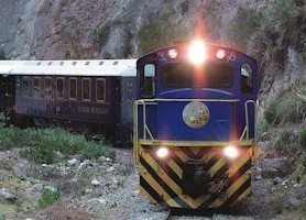 Hiram_Bingham_Train_Peru