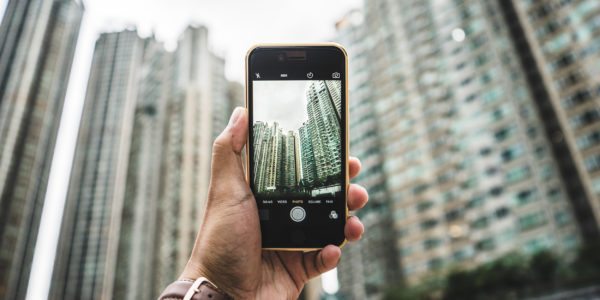 hong-kong-city-skyscrapers-phone