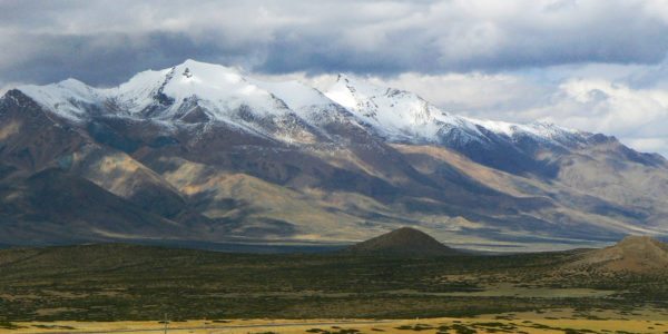 tibet-himalayas-mountains